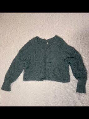 Free People Cropped V-Neck Fuzzy Sweater in Teal Green